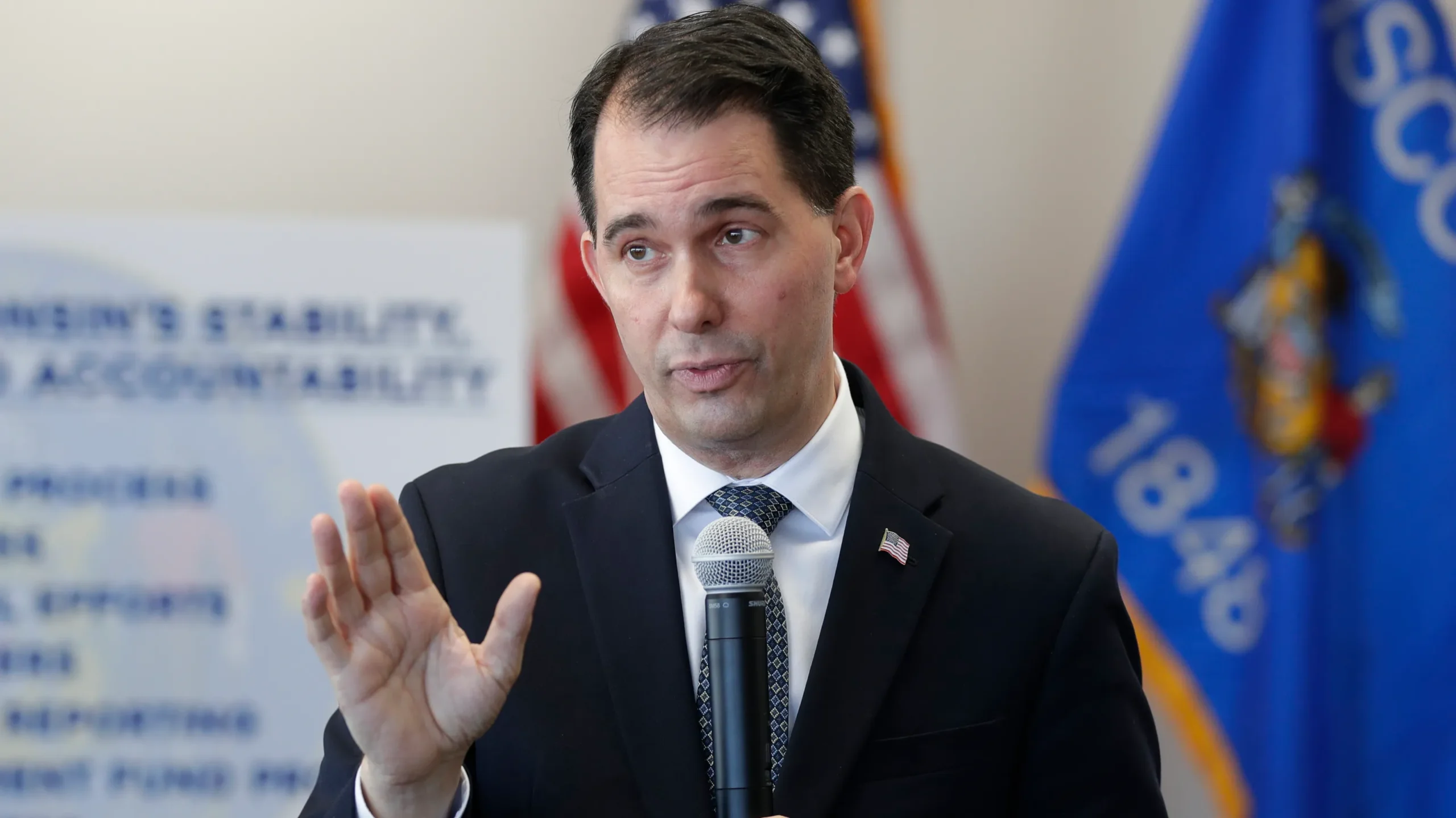 d27991cd 0669 4f1c 99e4 6f5e1890493b walker.2 scaled