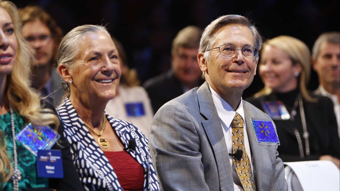 The Walton Dynasty: Deconstructing the Quarter-Trillion-Dollar Fortune Behind Walmart