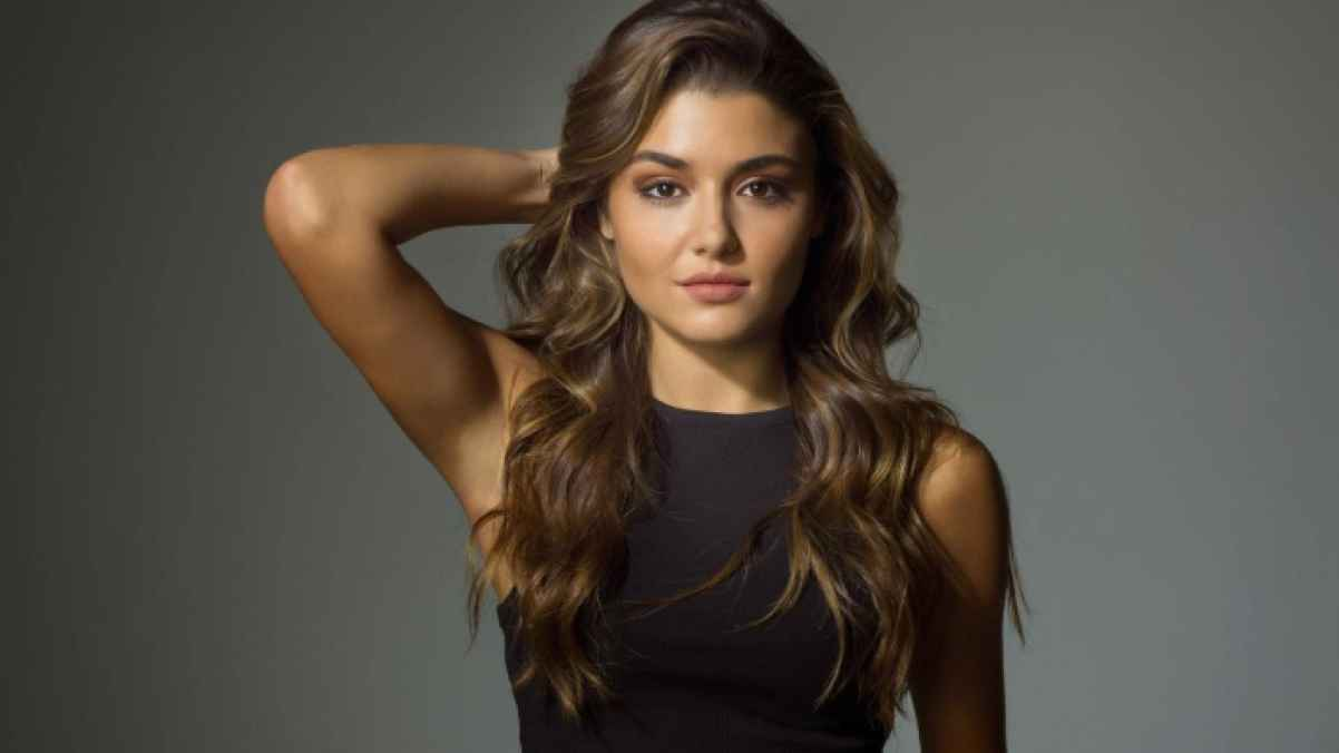 Hande Erçel Net Worth and Biography